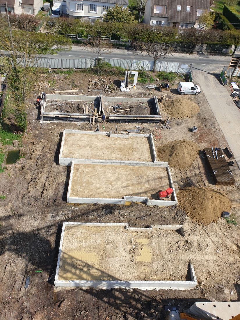 Fondations de plusieurs maisons, vue du dessus